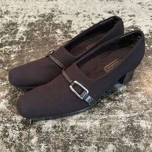 Munro Black Cindi Stretch Fabric Low Buckle Pumps Size 9